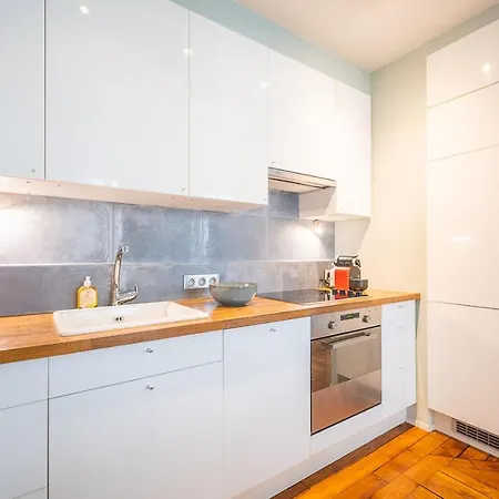 Bastille Trousseau Apartment Paris